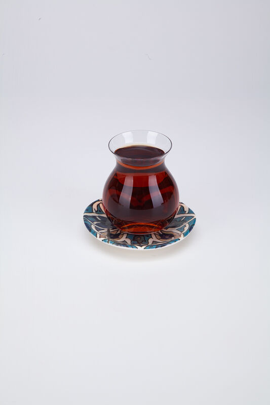 Gönlübol Çay Bardağı ve Tabağı - Rumi Desenli