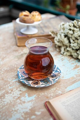 Gönlübol Çay Bardağı ve Tabağı - Rumi Desenli - Thumbnail
