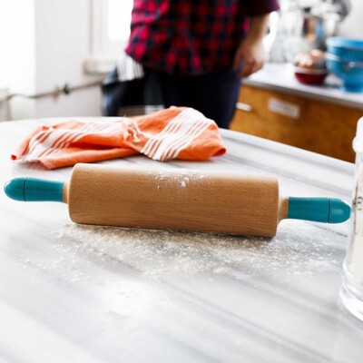 Mavi Kollu Merdane - Refikadan