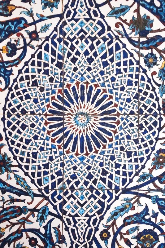 Sade Çini Masa Örtüsü - 9